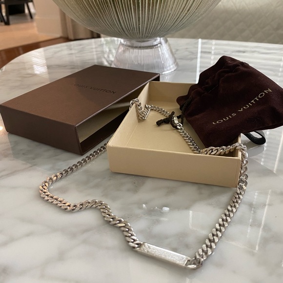Louis Vuitton Gourmette Curb Link Necklace - Picture 6 of 10